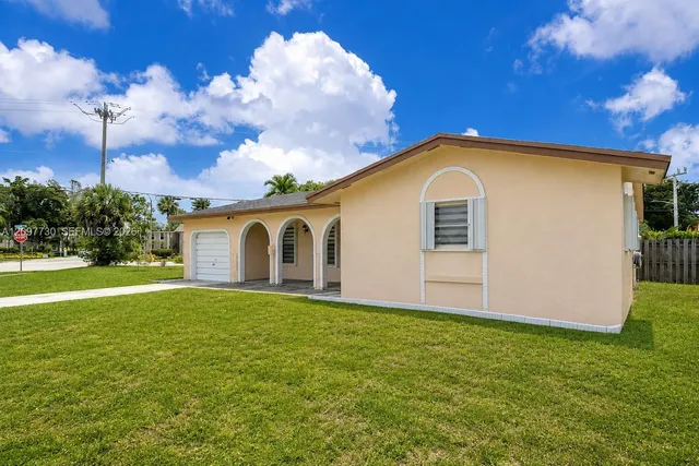 3-bedroom rental at 850 NW 79th Avenue, Margate