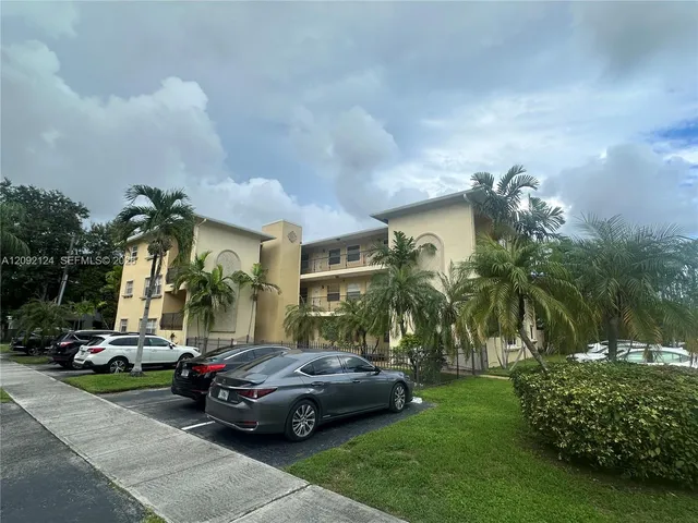1-bedroom rental at 901 NE 3rd Street #205, Fort Lauderdale