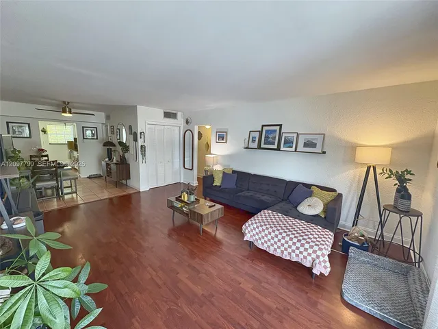 2-bedroom rental at 9280 Bay Harbor Terrace #25, Bay Harbor Islands