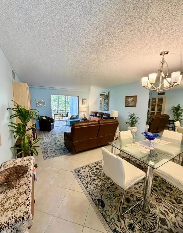 2-bedroom rental at 300 NE 26TH Avenue #2010, Boynton Beach