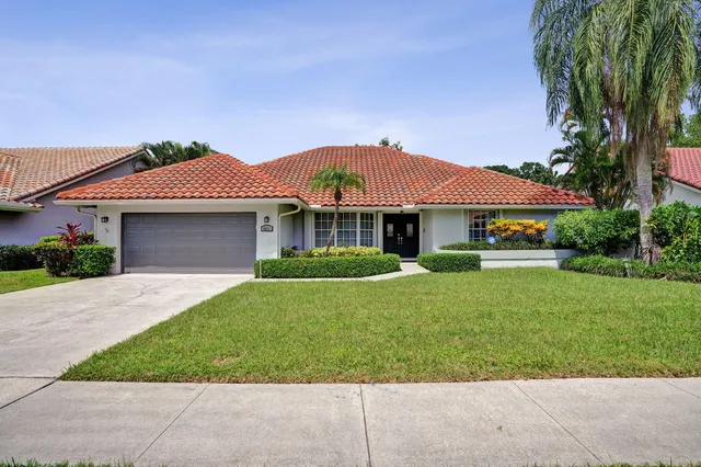 4-bedroom rental at 9821 SW 3RD Court, Plantation