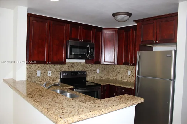 2-bedroom home at 4871 Via Palm Lakes #703, West Palm Beach