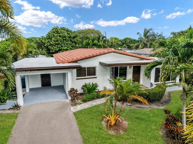 3-bedroom home at 4734 NE 15th Way, Oakland Park