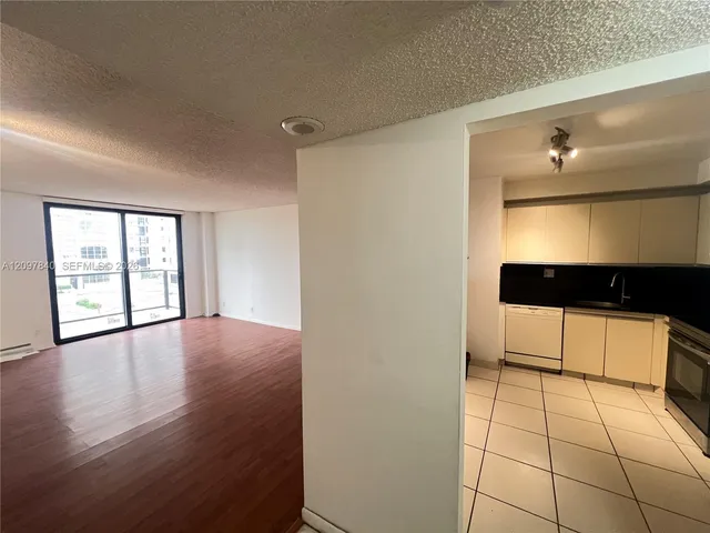 2-bedroom rental at 18151 NE 31st Court #504, Aventura
