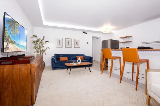 1-bedroom rental at 525 Meridian Avenue #203, Miami Beach