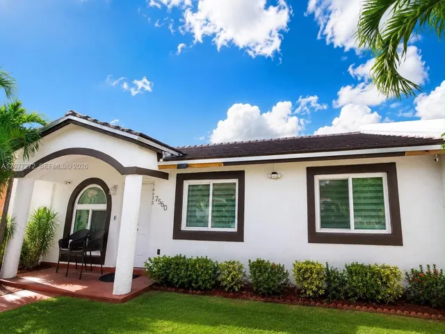 3-bedroom rental at 7560 NW 173rd Lane #7560, Hialeah