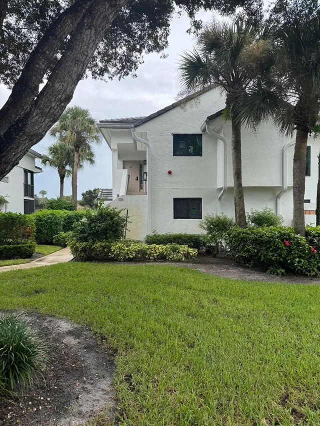 2-bedroom home at 15310 Strathearn Drive, Delray Beach