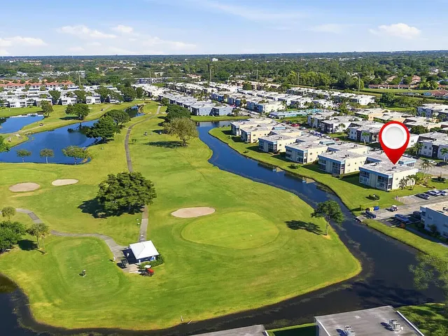2-bedroom home at 193 Burgundy E #193, Delray Beach