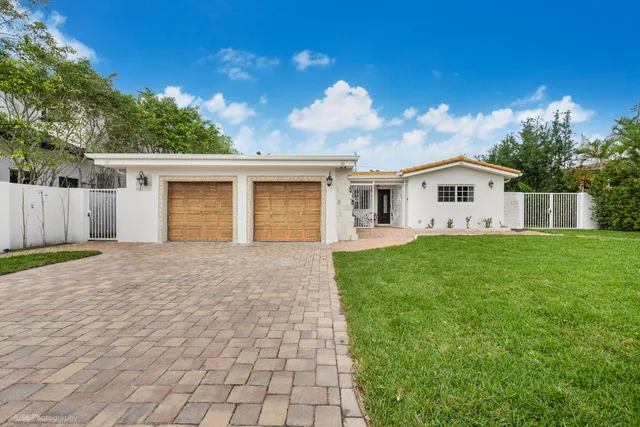 3-bedroom home at 1311 Pierce Street, Hollywood