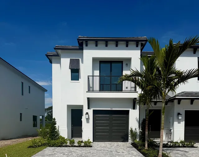 3-bedroom home at 711 Nove Boulevard #15 Mangrove, Margate