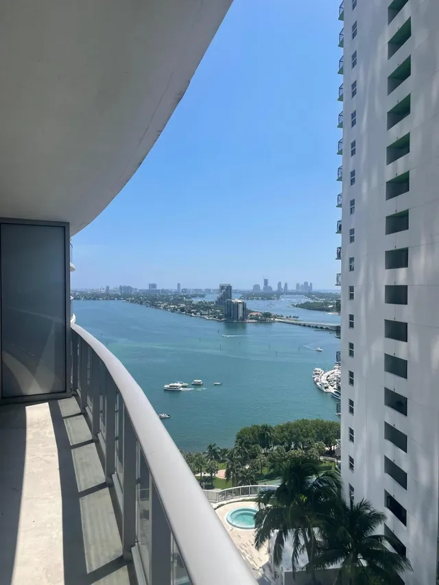 2-bedroom rental at 488 NE 18th Street #2106, Miami