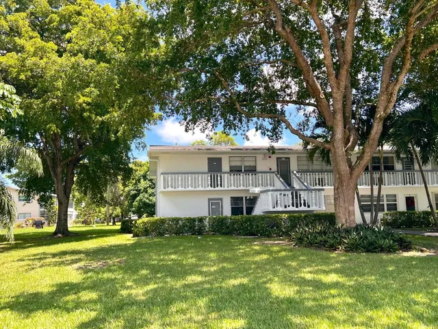 2-bedroom rental at 561 DURHAM T, Deerfield Beach
