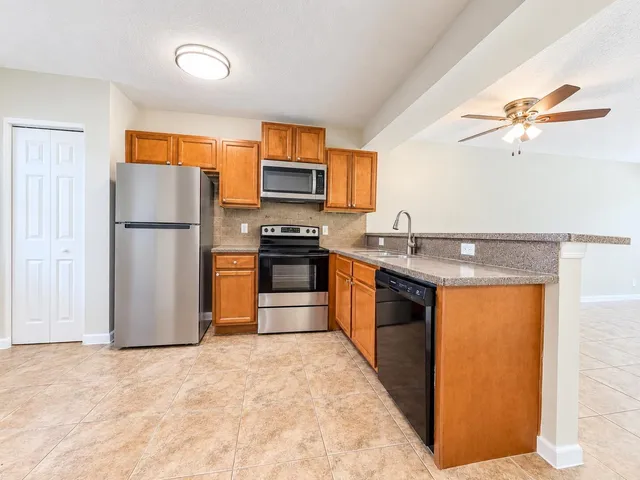 3-bedroom rental at 2109 SE 3rd Street #B, Boynton Beach