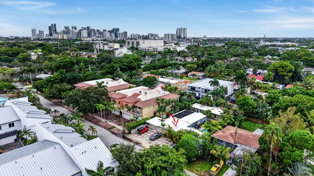 1-bedroom rental at 1123 NE 14th Avenue #1, Fort Lauderdale