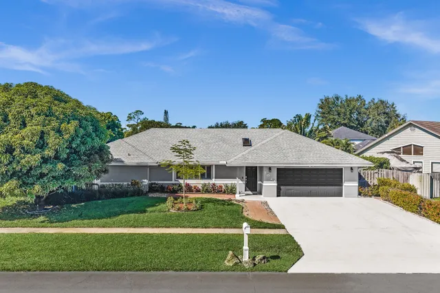 4-bedroom rental at 1021 CHERRY Lane, Wellington