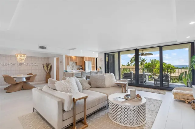2-bedroom home at 1905 N Ocean Boulevard #3D, Fort Lauderdale