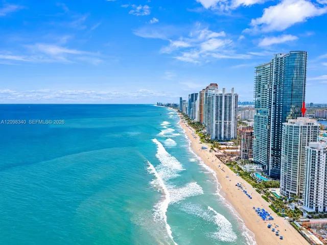 3-bedroom home at 18671 Collins Avenue #802, Sunny Isles Beach