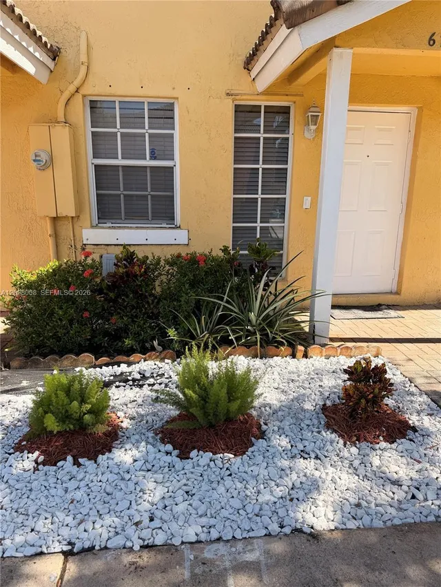 2-bedroom rental at 6775 Sienna Club Place #6775, Lauderhill