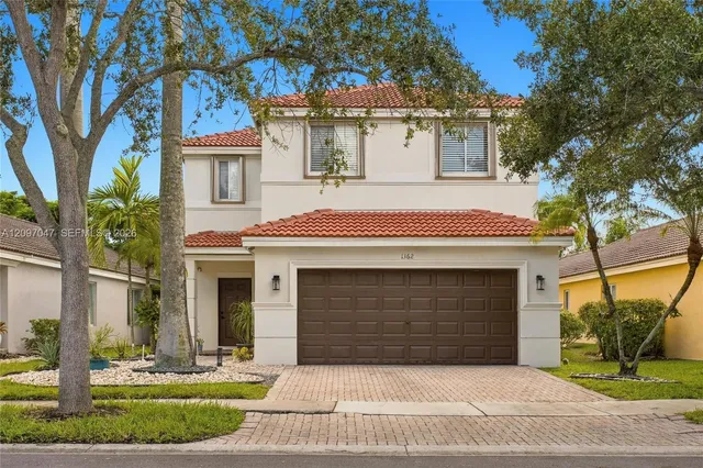 4-bedroom rental at 1362 Canary Island Drive, Weston