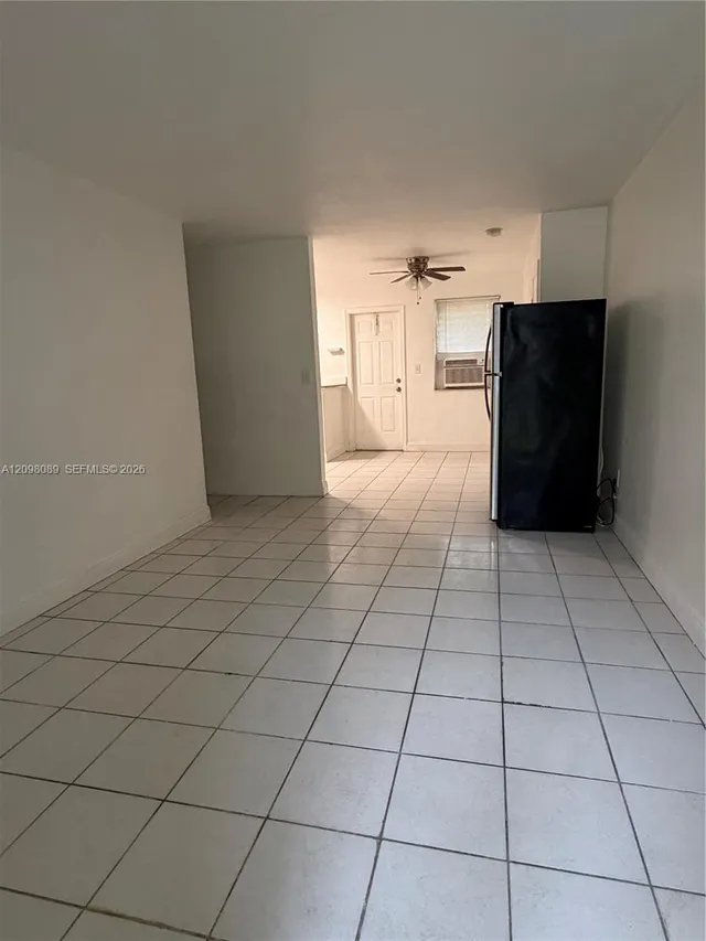 1-bedroom rental at 16031 NE 18th Place #2, North Miami Beach