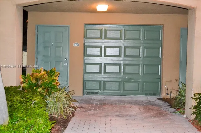 1-bedroom rental at 2871 NE 185th Street #201, Aventura