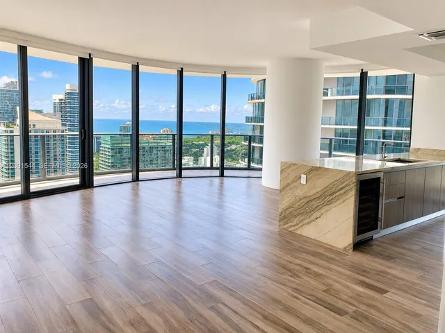 3-bedroom rental at 801 S Miami Avenue #4501, Miami