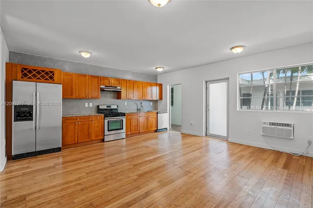 1-bedroom rental at 7950 Tatum Waterway Drive #N4, Miami Beach