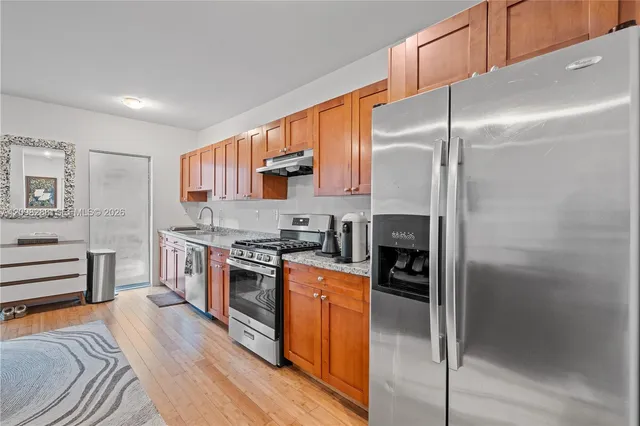 1-bedroom rental at 7930 Tatum Waterway Drive #S9, Miami Beach
