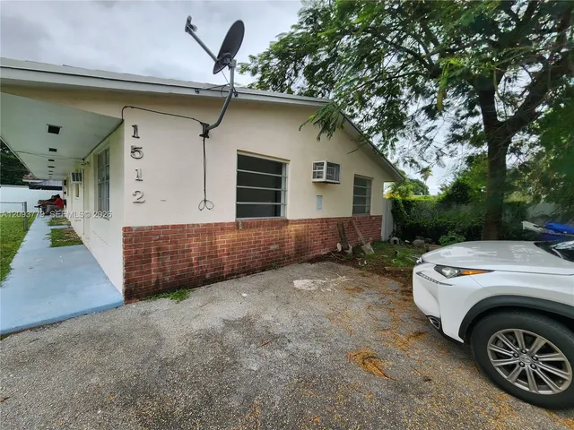 2-bedroom rental at 1512 N 19th Avenue #2, Hollywood