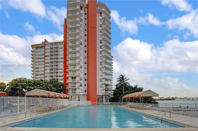 1-bedroom rental at 1301 NE Miami Gardens Drive #403W, Miami