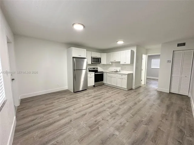 1-bedroom rental at 3616 NE 11th Avenue #6, Oakland Park