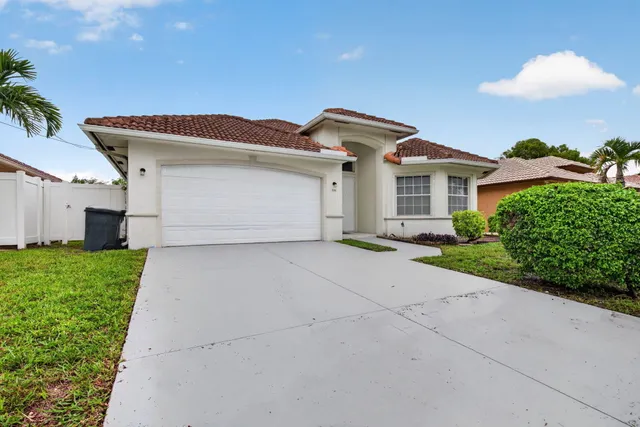 3-bedroom home at 900 SE 2ND Avenue, Dania Beach
