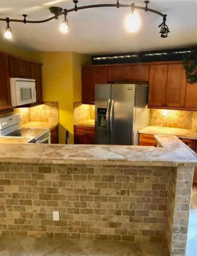 2-bedroom rental at 3837 VICTORIA Drive, West Palm Beach