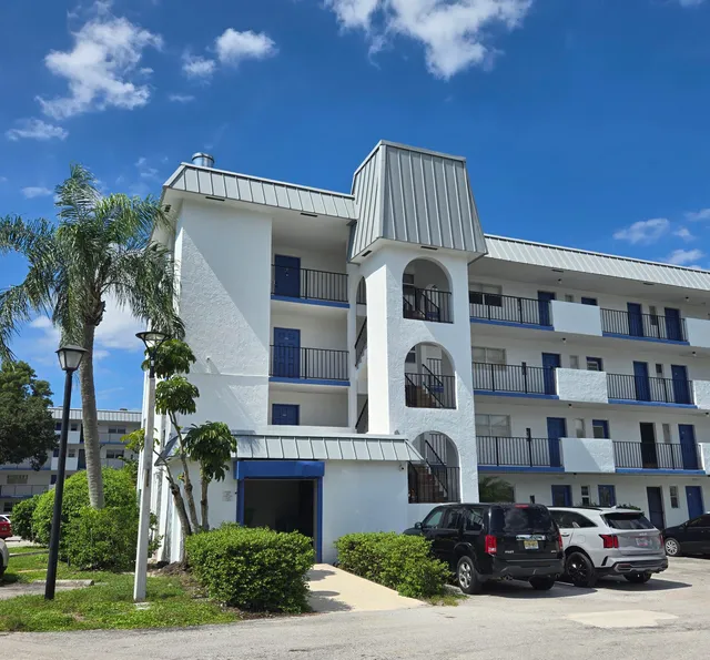 2-bedroom rental at 6061 N FALLS CIR Drive #214, Lauderhill