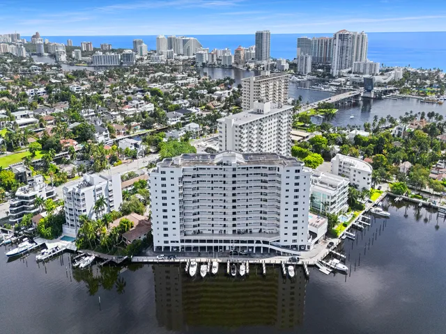 3-bedroom rental at 333 SUNSET Drive #801, Fort Lauderdale