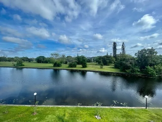 2-bedroom rental at 3601 Inverrary Drive #306, Lauderhill