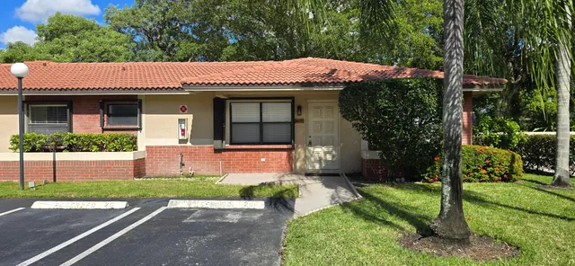 2-bedroom rental at 9611 NW 4th Street #2C, Coral Springs