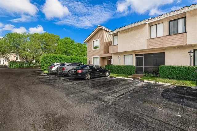 4-bedroom rental at 9979 W Atlantic Boulevard #9979, Coral Springs