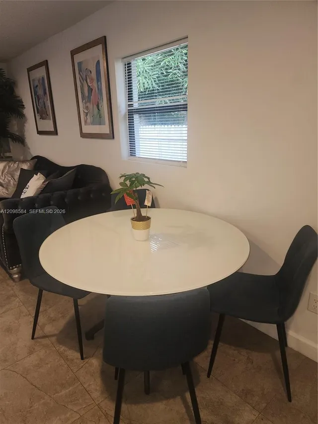 5-bedroom rental at 413 SW 10th Street, Delray Beach