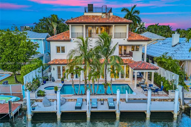 6-bedroom rental at 625 Poinciana, Fort Lauderdale