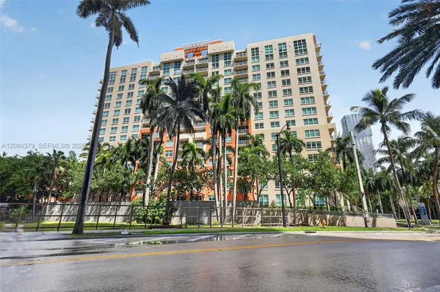 2-bedroom rental at 2000 N Bayshore Drive #317, Miami