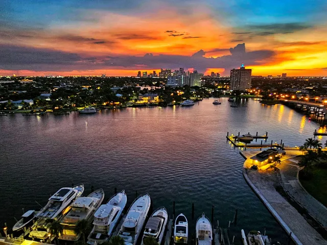 2-bedroom home at 1 Las Olas Circle #1507, Fort Lauderdale