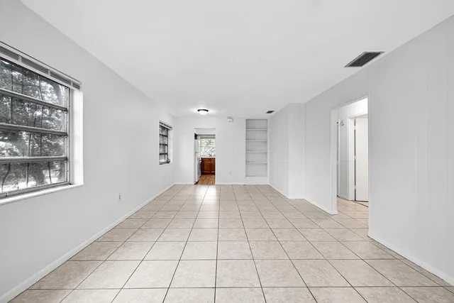 2-bedroom rental at 199 SW 15th Street #3, Boca Raton