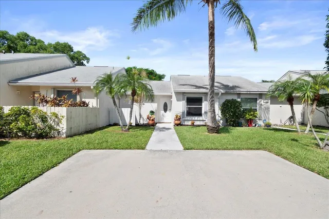 1-bedroom rental at 258 PALMETTO Court, Jupiter