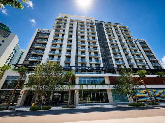 1-bedroom rental at 1611 SW 2nd Avenue #808, Miami
