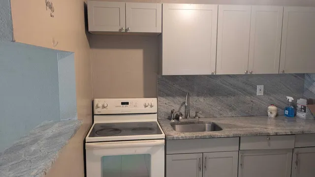2-bedroom rental at 2670 NW 10TH Street #6, Pompano Beach