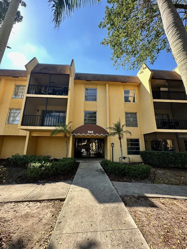 2-bedroom rental at 460 NW 20th Street #3040, Boca Raton