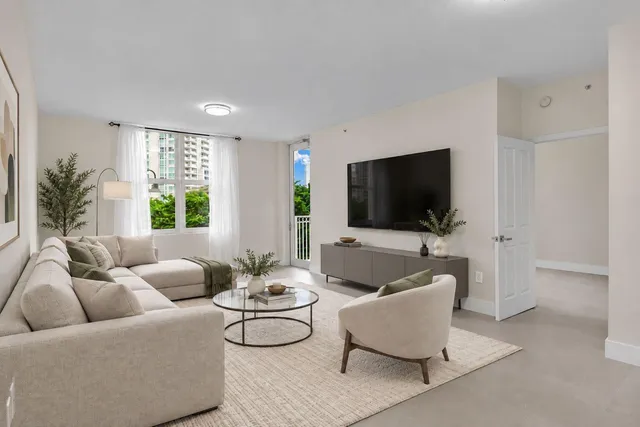 2-bedroom rental at 511 SE 5th Avenue #703, Fort Lauderdale