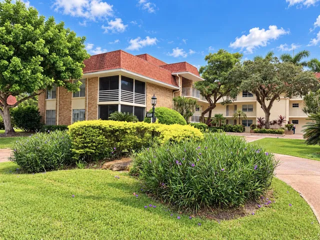 1-bedroom rental at 5510 TAMBERLANE Circle #147, Palm Beach Gardens