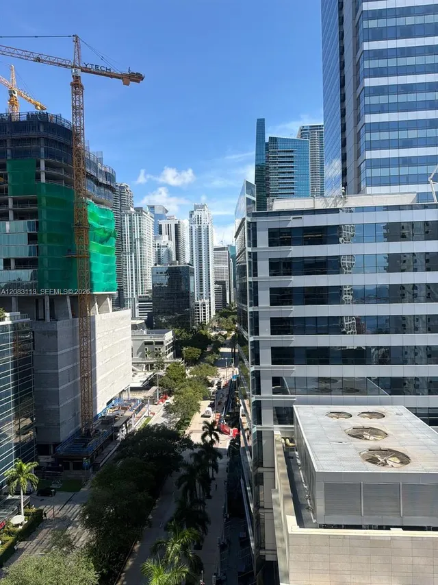 1-bedroom home at 1451 Brickell Avenue #1506, Miami